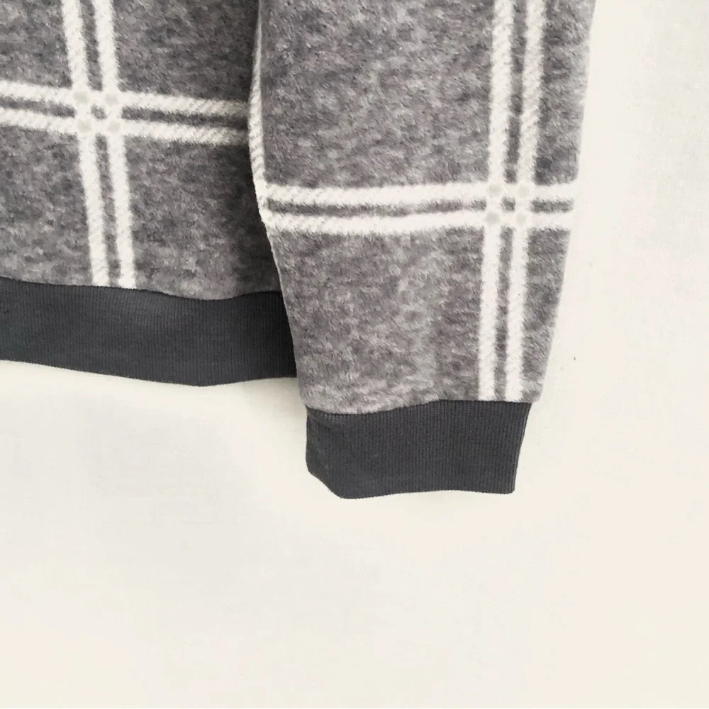 Koolaburra Ugg Brushed Fleece Top Sweater Plaid Size Small NWT